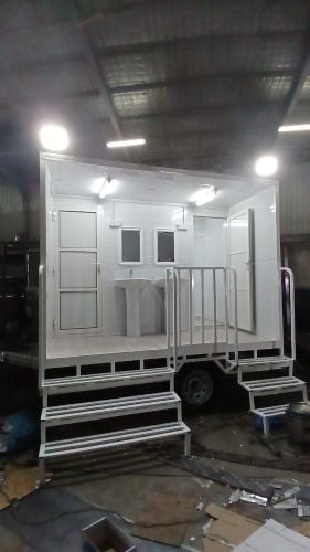 caravan, kitchen &toilet for sale
