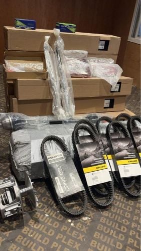 للبيع قطلع غيار كانم وبولارس جديد