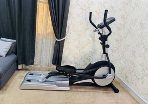 مدرب بيضاوي الشكل