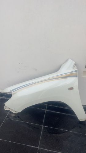 رفرف يسار مصبوغ