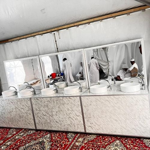 مغاسل في اي بي.