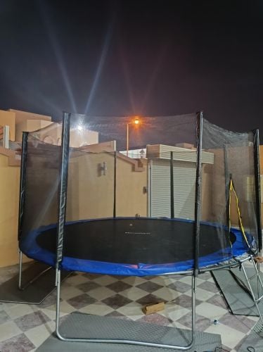 نطاطيه الاطفال