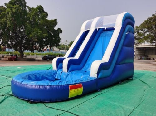 فرصة جديدة نطاطيات مع بركة سباحة