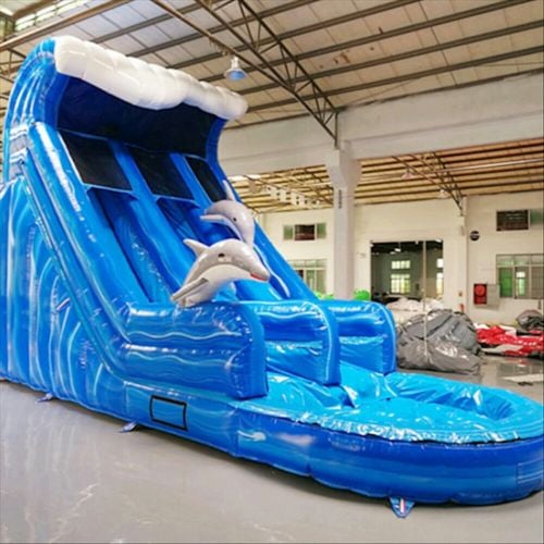 للإيجار نطاطيات جديدة مع بركة سبا