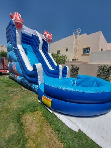 نطاطيات  جديدة مع بركة سباحة