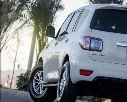 للبيع قطع غيار نيسان 