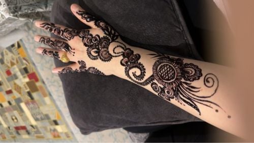 henna service