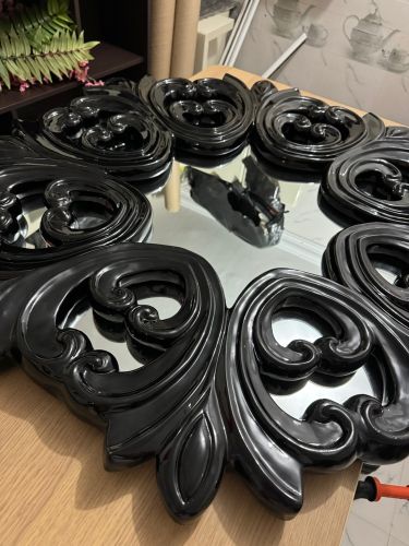 Wall mirror / The One