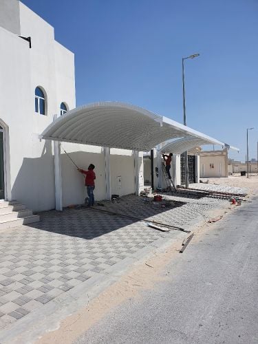 فني حدادة المظلات الكويكسبان-قماش