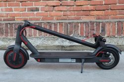 سكوتر كهربائي