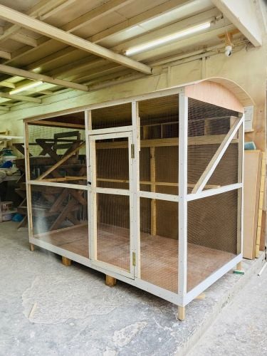 cage available 