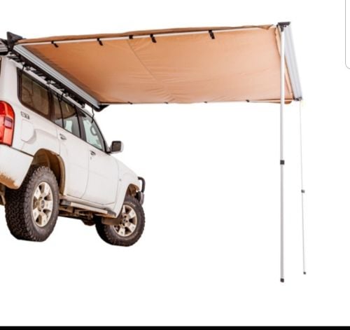 خيمة سيارة بمظلة للشاطئ
