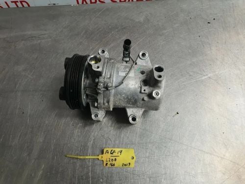 Nissan Pickup  L200 Compressor