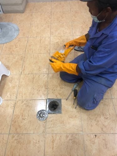 manhole cleaning odor treatment