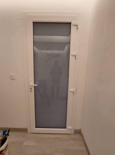 تفصيل ابواب ونوفذا يوبي في سي