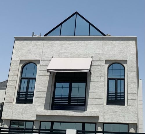 تفصيل وتركيب ابواب و نوافذ يو بي