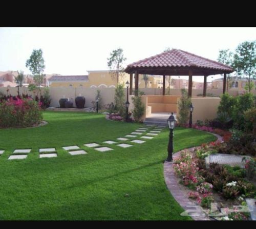 نقوم بعمل تنسيق وترتيب الحدائق