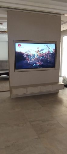 ديكورات داخلية وخارجية