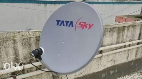 Satellite antenna technician