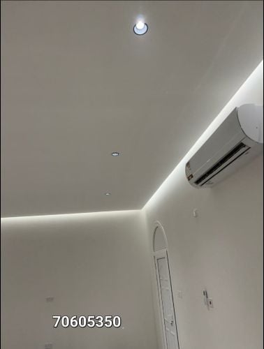 نقوم بعمل ديكورات جبس