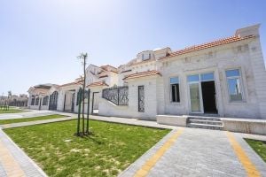 Expansive Elegance: 7-Bedroom