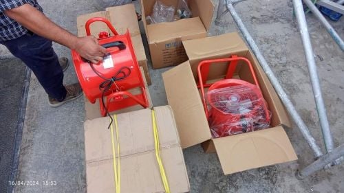 كاشي سقالات مراوح سقايل سكالات 