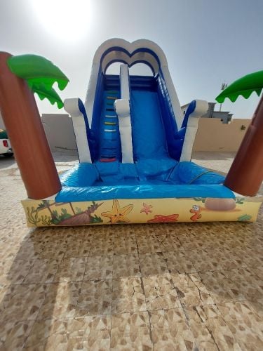 للايجار نطاطيات وزخلقيات  مع بركة