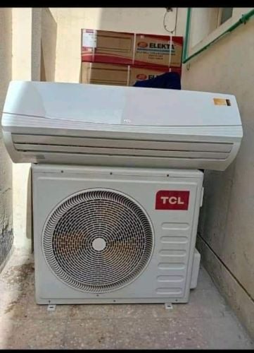 نقوم بصيانة جميع انواع المكيفات