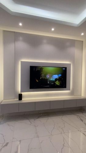 أعمال النجارة والديكور