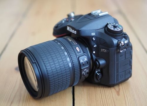Nikon D7200 with Lens 18-105 