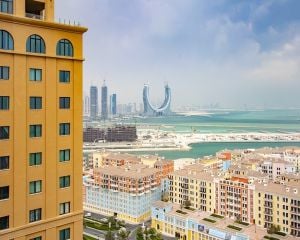 1+Office with Stunning Marina and Sea Views