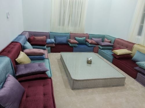 sofa,wallpaper, curtains,carpet