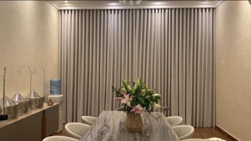 تنجيد وصيانة الكراسي والكتب بأقل