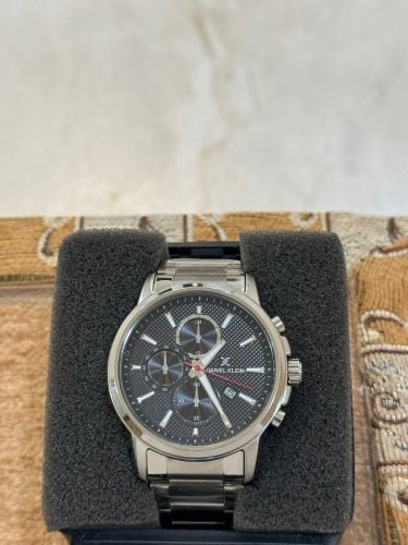 ساعه دانيل كلين 