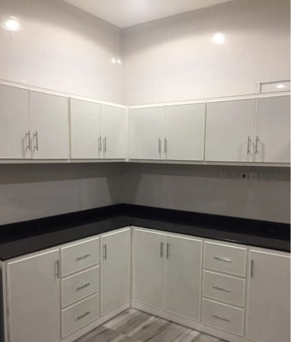 Aluminum and glass work