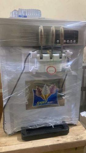 للايجار ماكينه ايس كريم