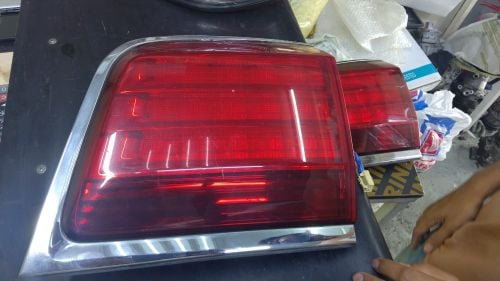Lexus LX570 Original TailLamp