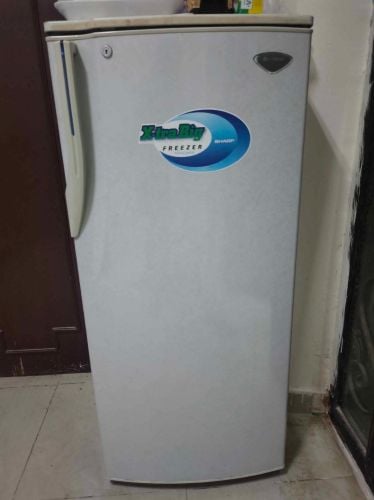 Sharp x-tra big Freezer