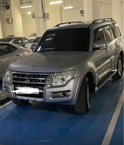 سياره باجيرو 2016 للبيع