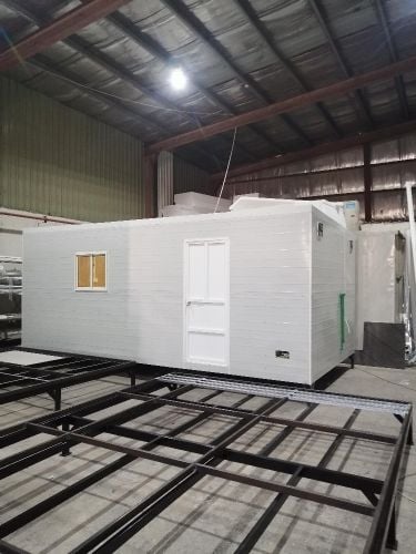 Cabin room with toilet