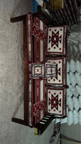كراسي حديد مع جلسات حصرية 