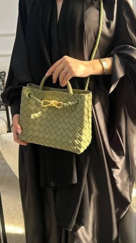 شنطة بوتيقا باحلى الالوان