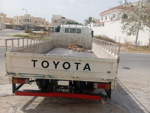 سياره لنقل الاغراض والأثاث