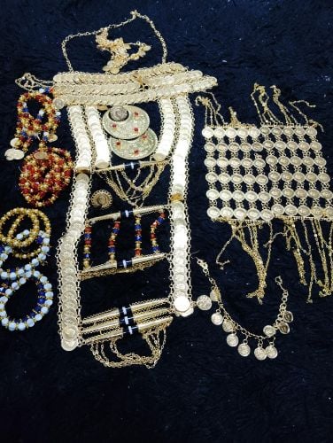 إكسسوارات للعروسات