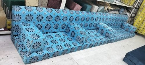 مجلس أرضي جديد جاهز