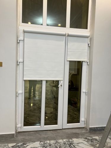 roller curtain for door