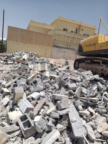 تكسير وهدم فلل وحفر وبناء وصيانه