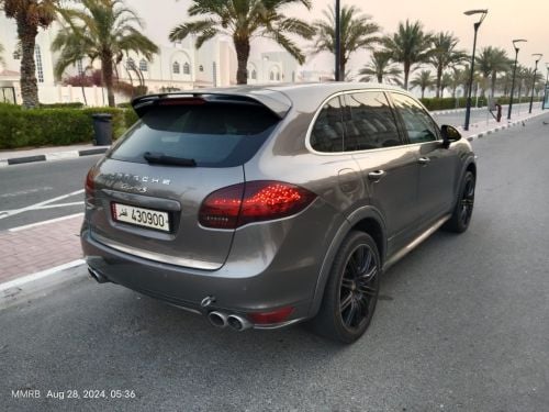 Porsche Cayenne s,