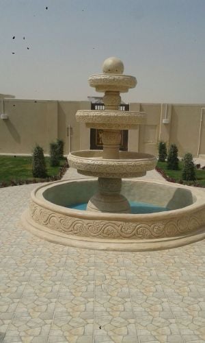 ديكورات وتحديدات الحديقه