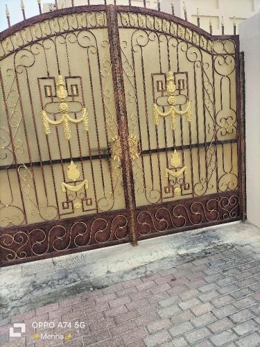 صبغ الابواب والغرف وديكورات